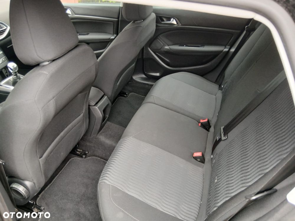 Peugeot 308 1.6 BlueHDi Business Line S&S - 37