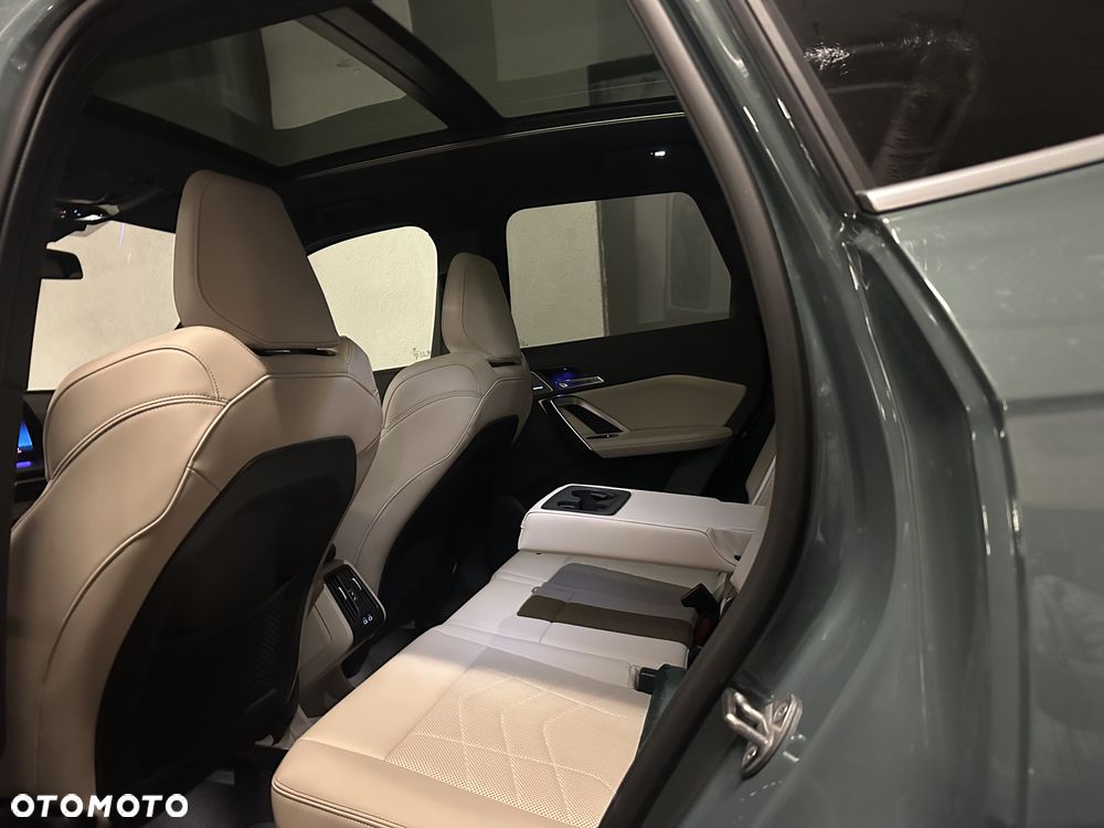 BMW X1 - 4
