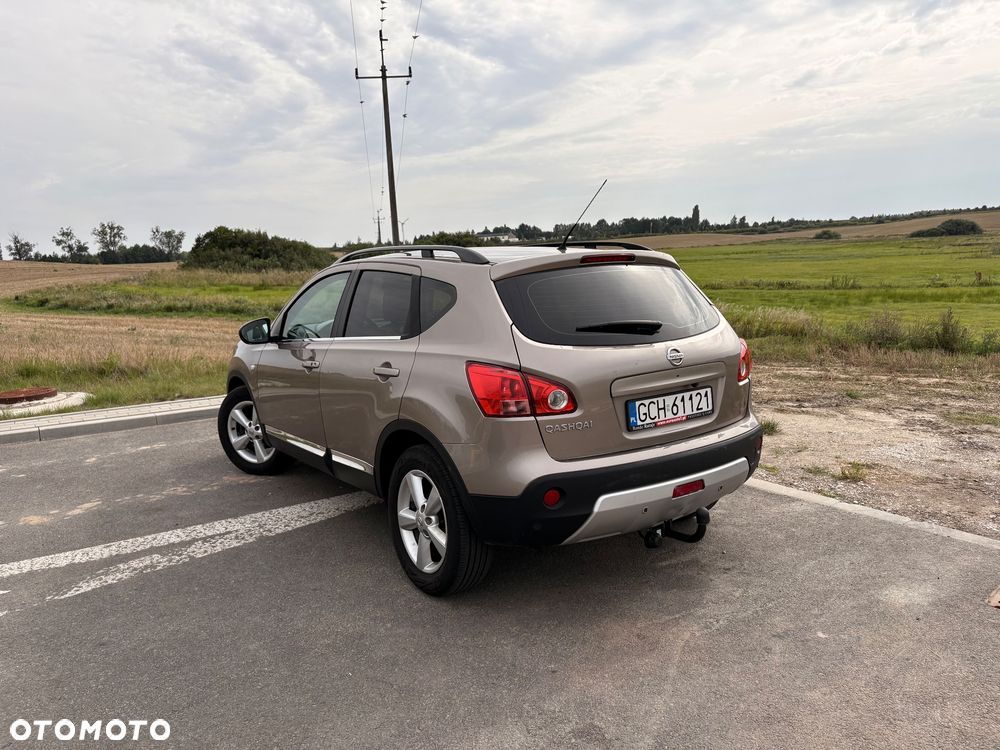 Nissan Qashqai 2.0 4x4 Tekna Premium CVT - 2