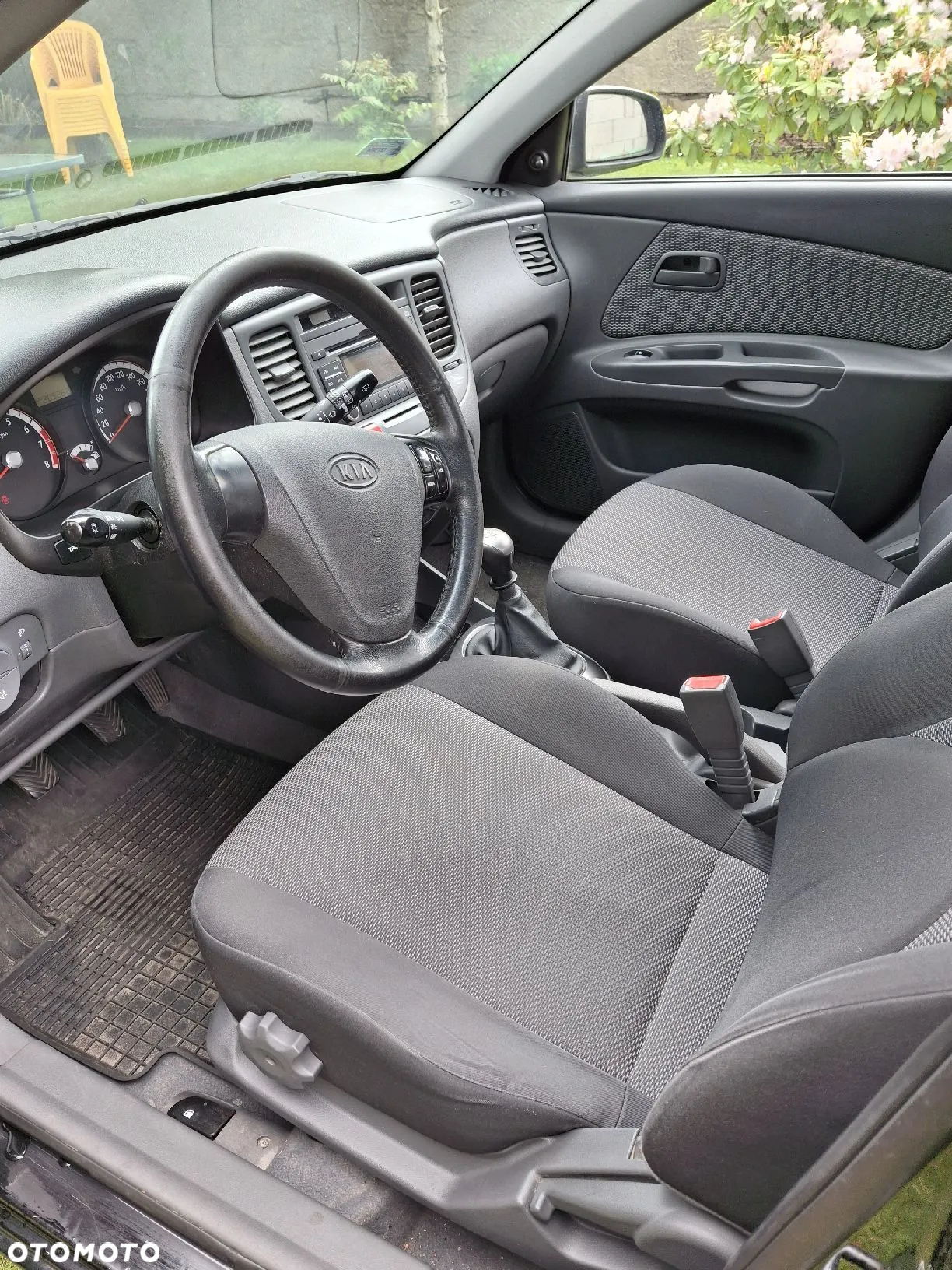 Kia Rio 1.4 (swo) / Family - 10