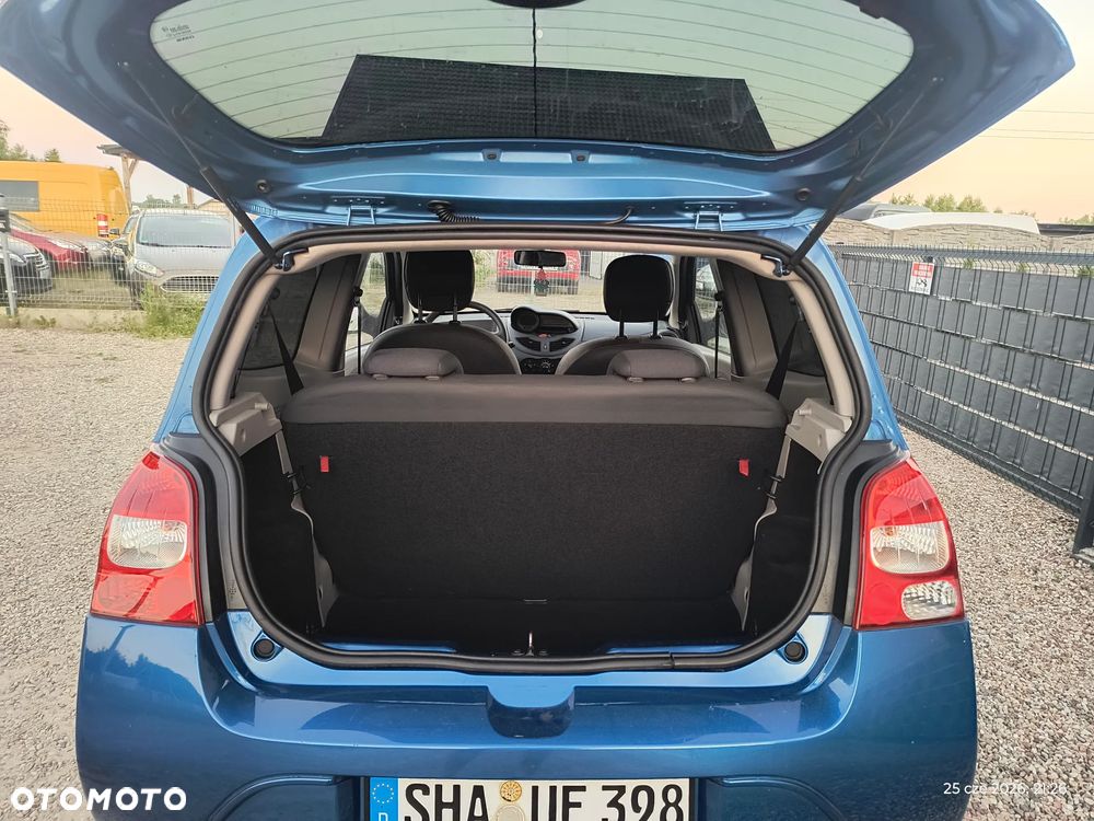Renault Twingo 1.2 LEV 16V 75 Authentique - 9