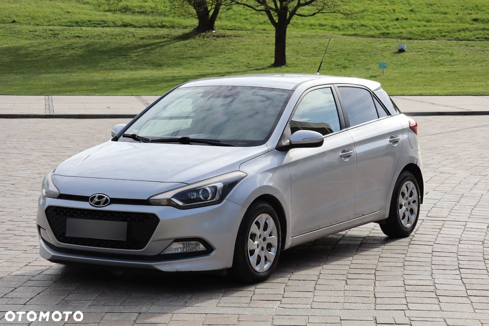 Hyundai i20 1.4 CRDI Comfort - 1