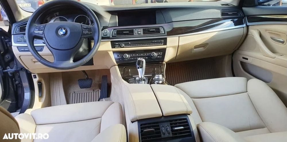 BMW Seria 5 525d xDrive - 4