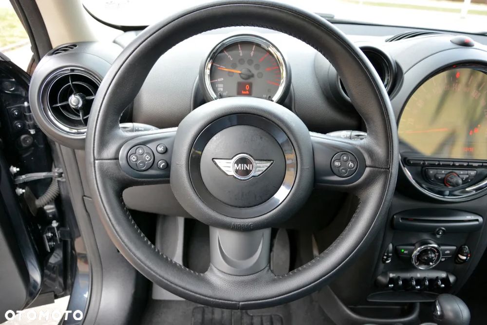 MINI Countryman Cooper D - 18