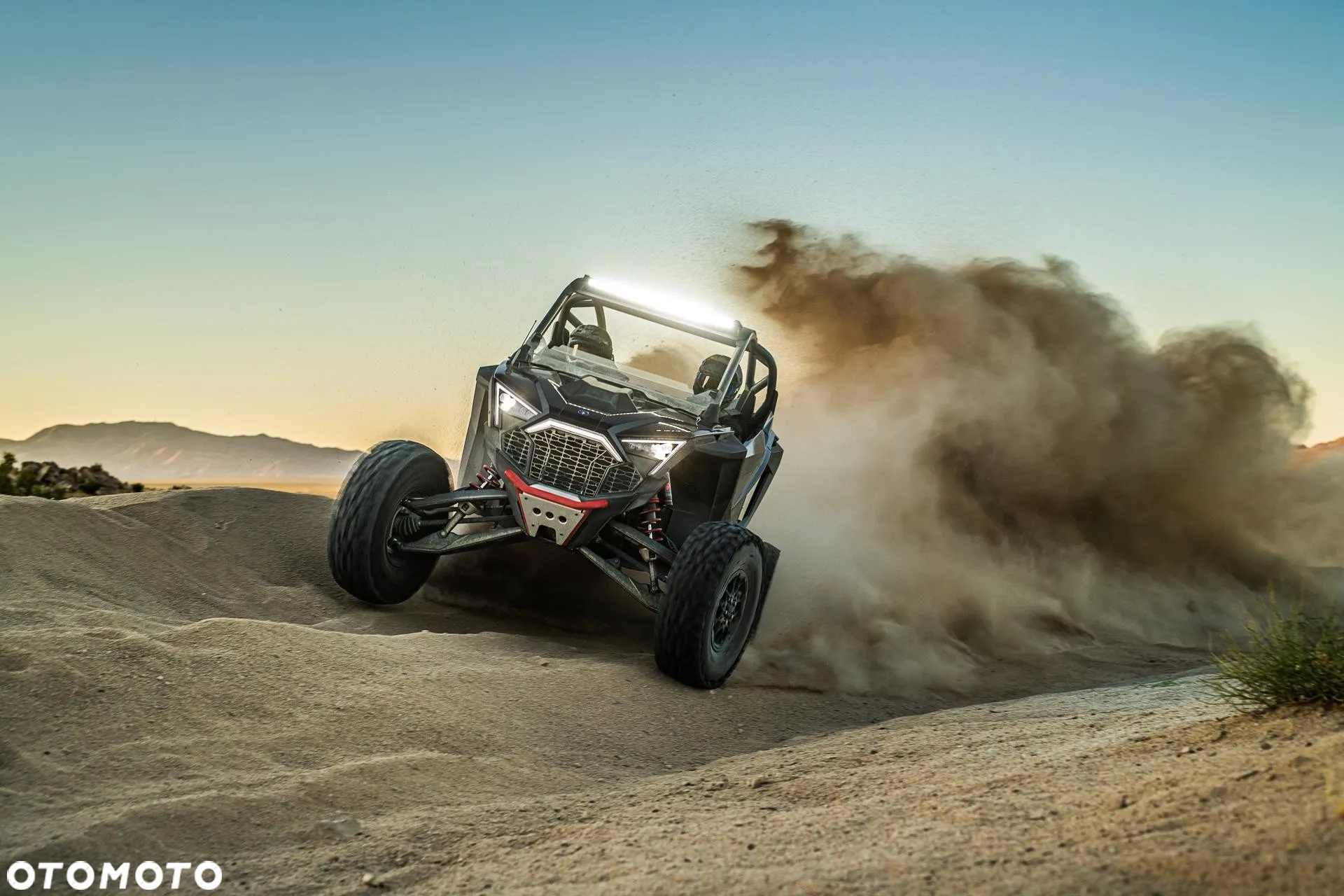 Polaris RZR - 8