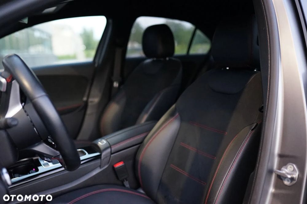 Mercedes-Benz Klasa A 180 AMG Line 7G-DCT - 18