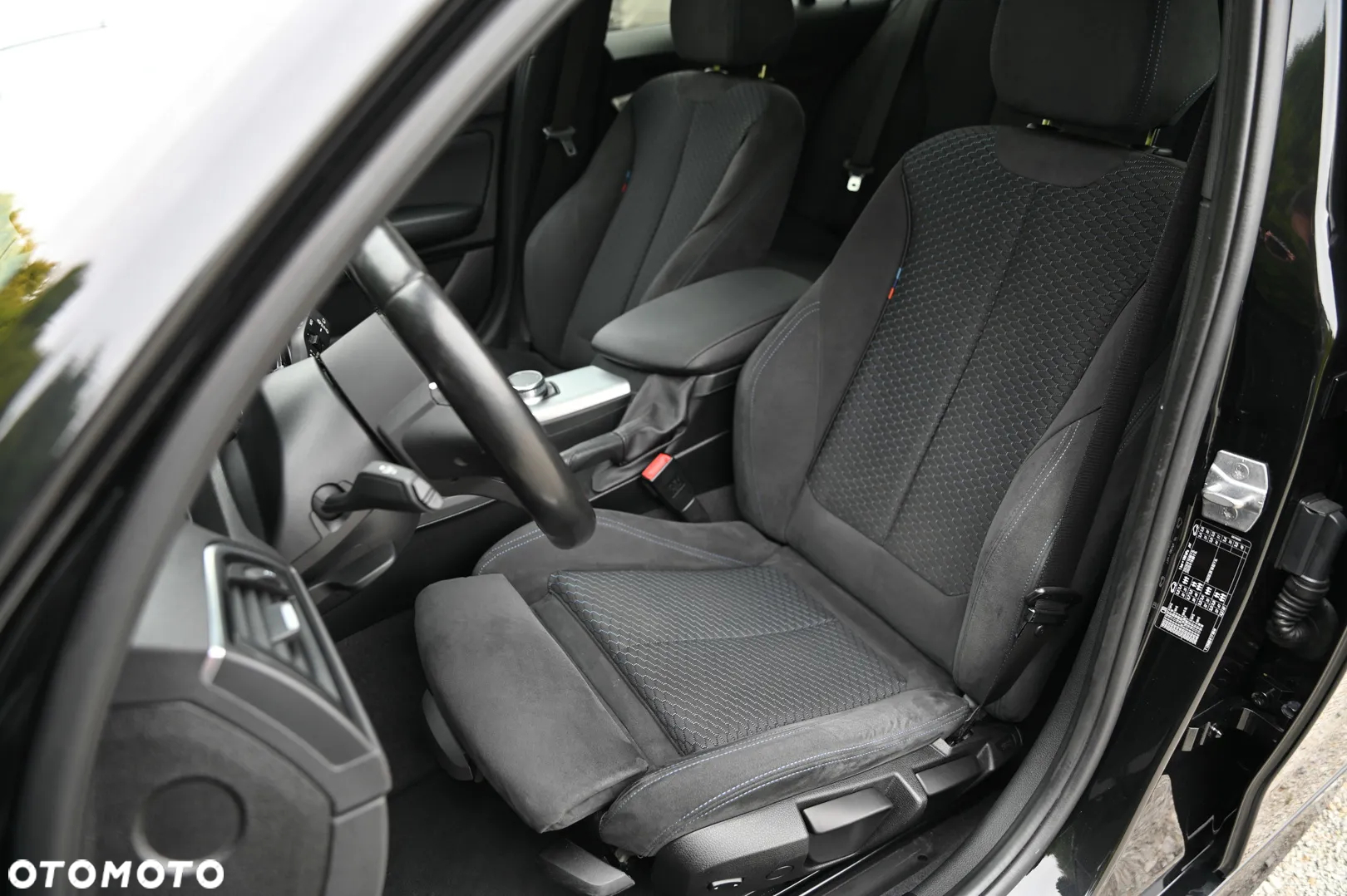 BMW Seria 1 - 23