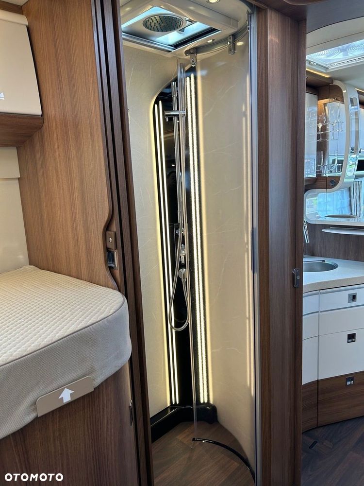 Carthago CHIC S-PLUS - 10