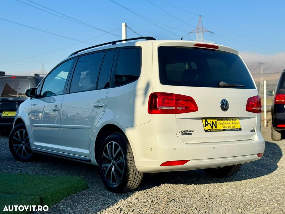 Volkswagen Touran 1.6 TDI DPF BlueMotion Technology Comfortline - 15