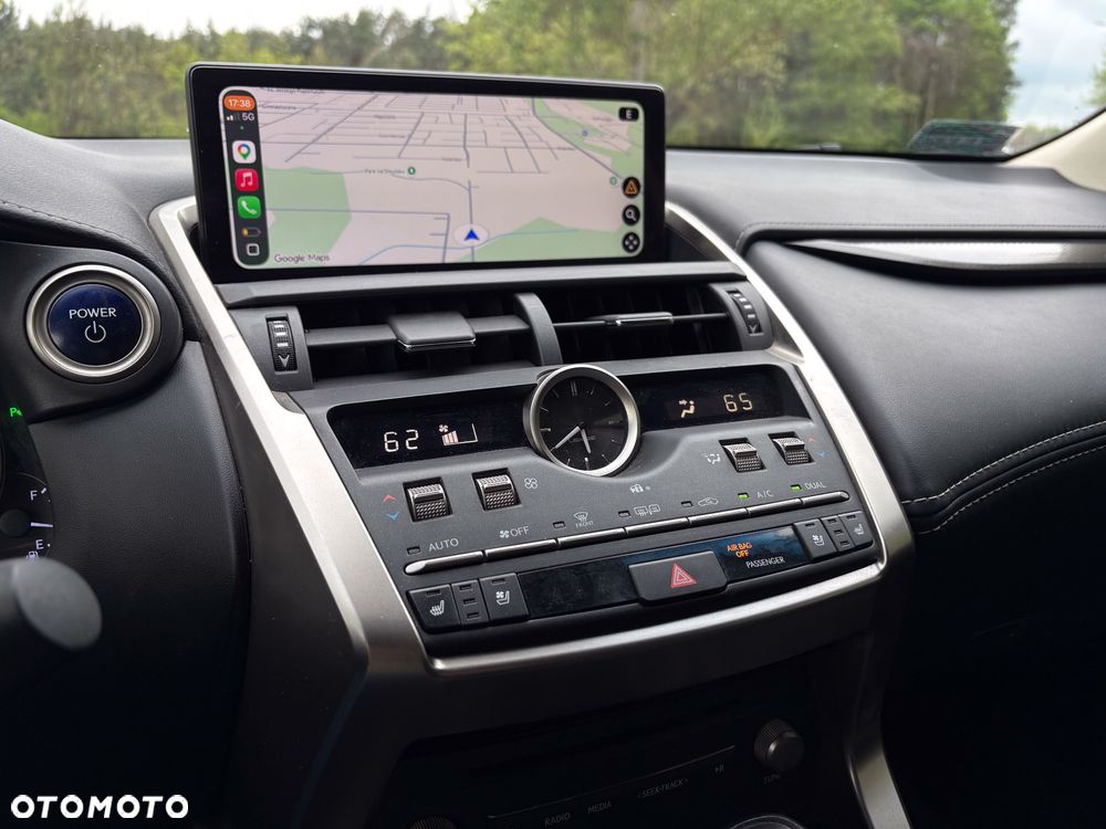 Lexus NX 300h Prestige AWD - 9