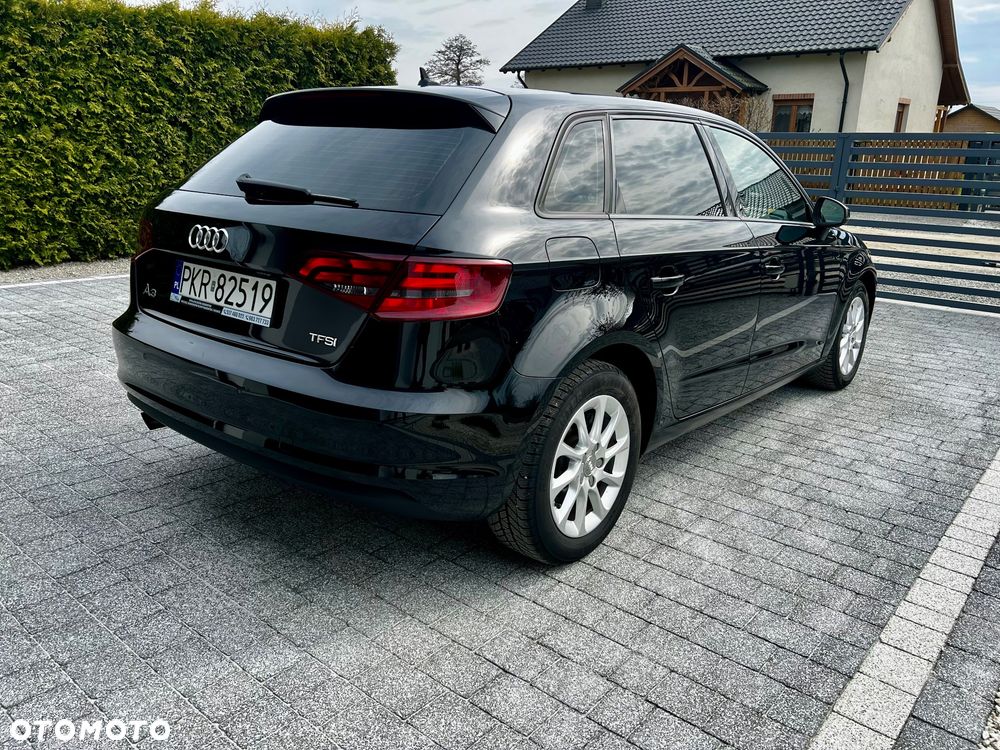 Audi A3 Sportback 1.2 TFSI Ambition - 4