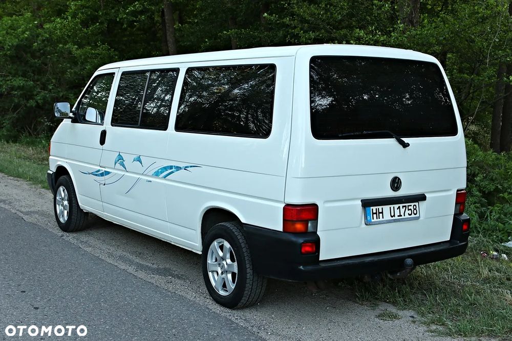 Volkswagen Multivan - 28