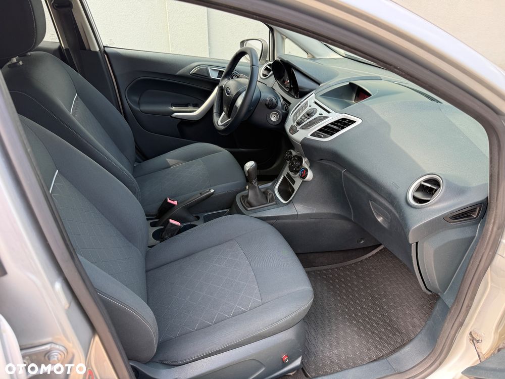 Ford Fiesta 1.25 Gold X EU5 - 12