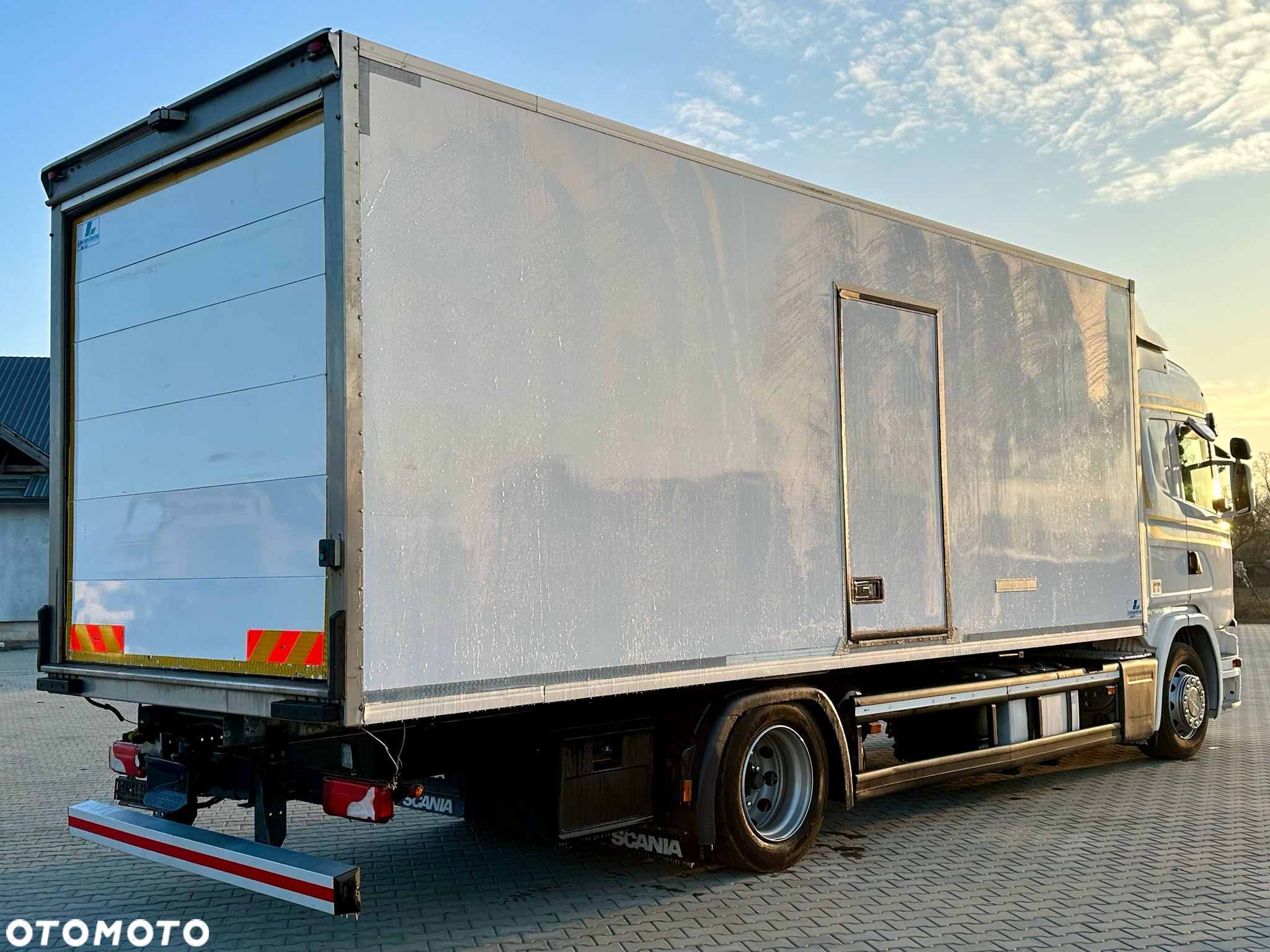Scania G360 / IZOTERMA / 6.8 M DŁUGOŚCI / AUTOMAT / CAŁA NA PODUSZKACH / KLIMA POSTOJOWA / ELEKTRYCZNA ROLETA TYŁ / SYPIALKA - 5