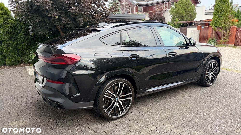 BMW X6 xDrive40d - 16
