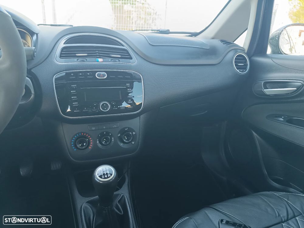 Fiat Punto 1.3 M-Jet Easy S&S - 10