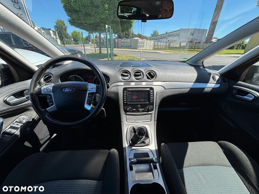 Ford S-Max 2.0 TDCi DPF Champions Edition - 16