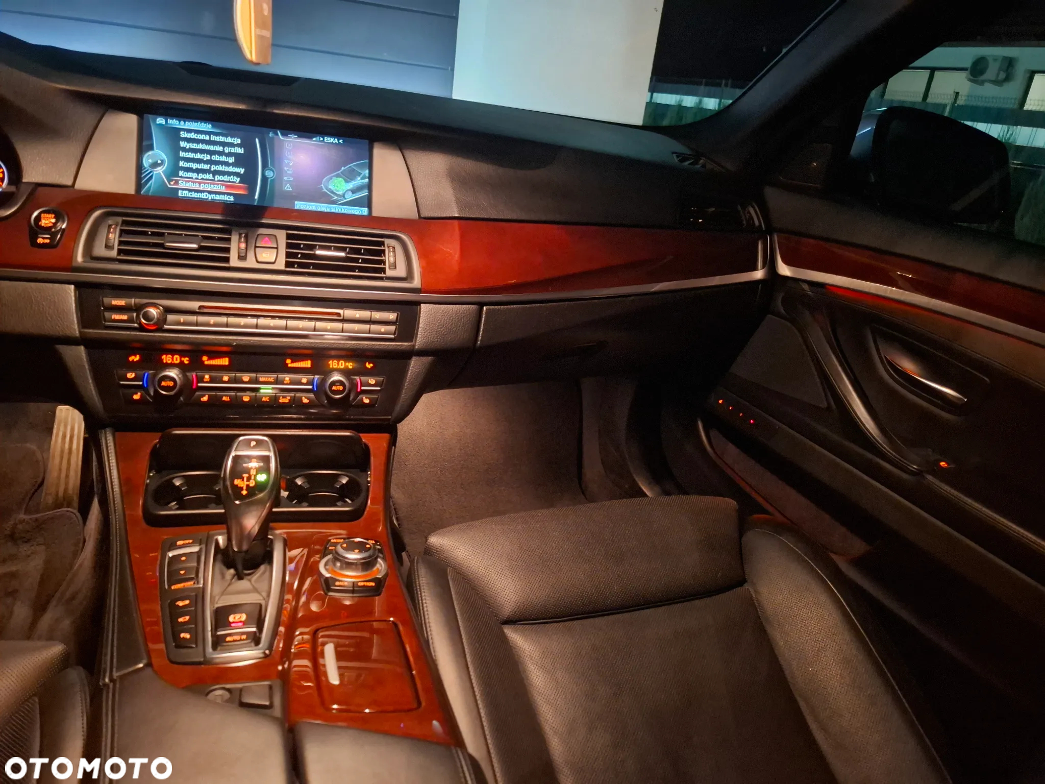 BMW Seria 5 535i xDrive - 27