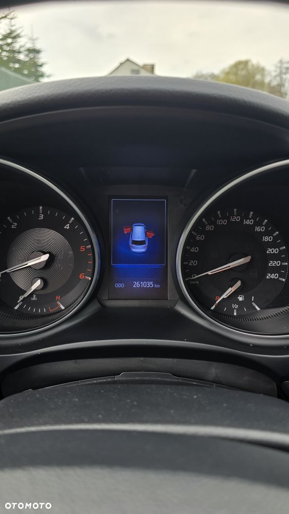 Toyota Avensis 2.0 D-4D Active Business - 11