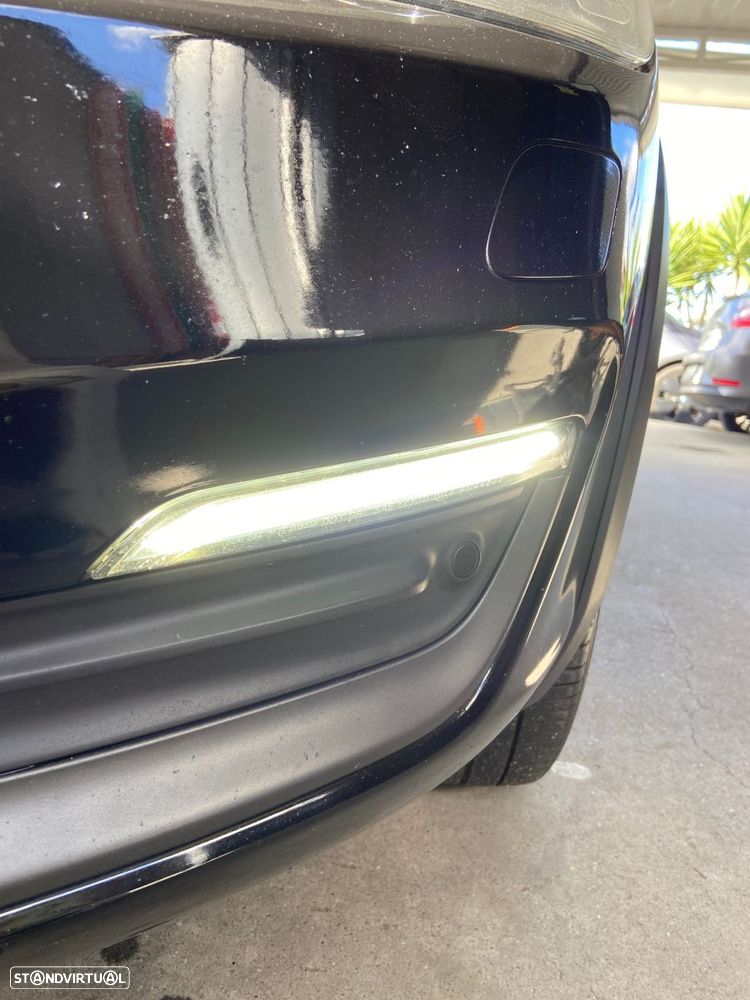 Volvo V60 Cross Country 2.0 D4 Pro - 42