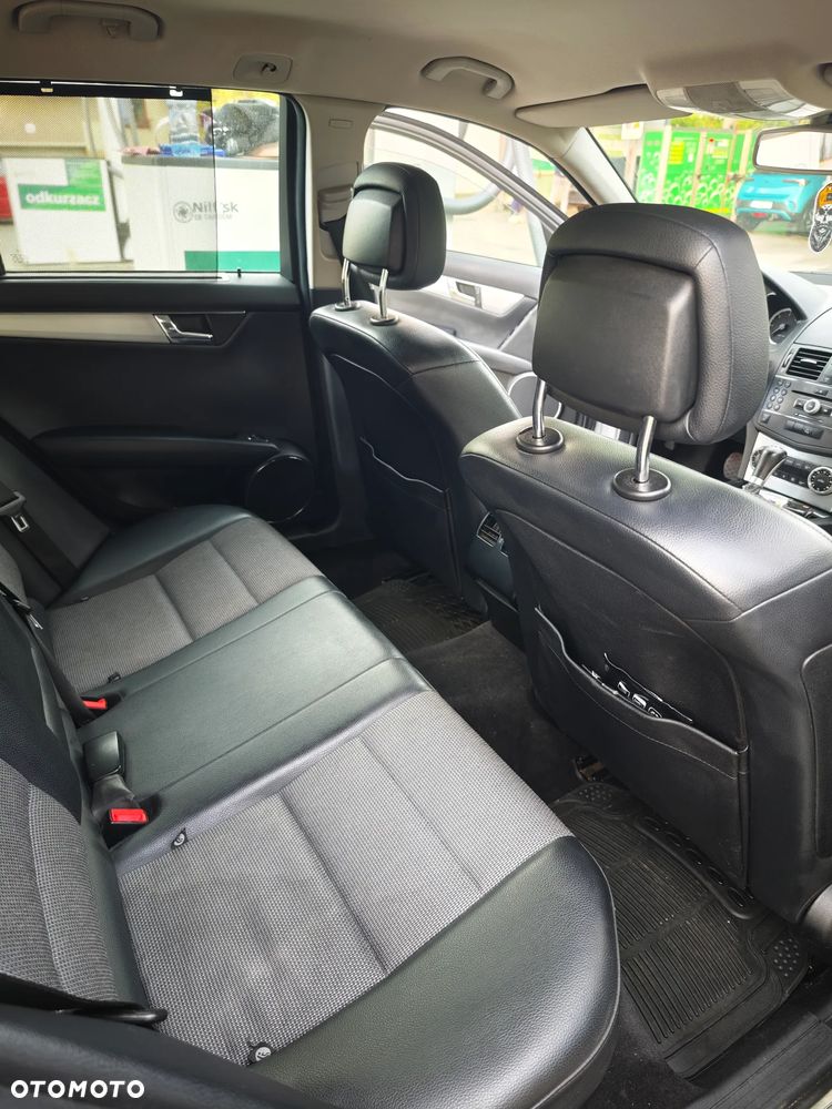 Mercedes-Benz Klasa C 250 CDI DPF Automatik BlueEFFICIENCY Avantgarde - 19