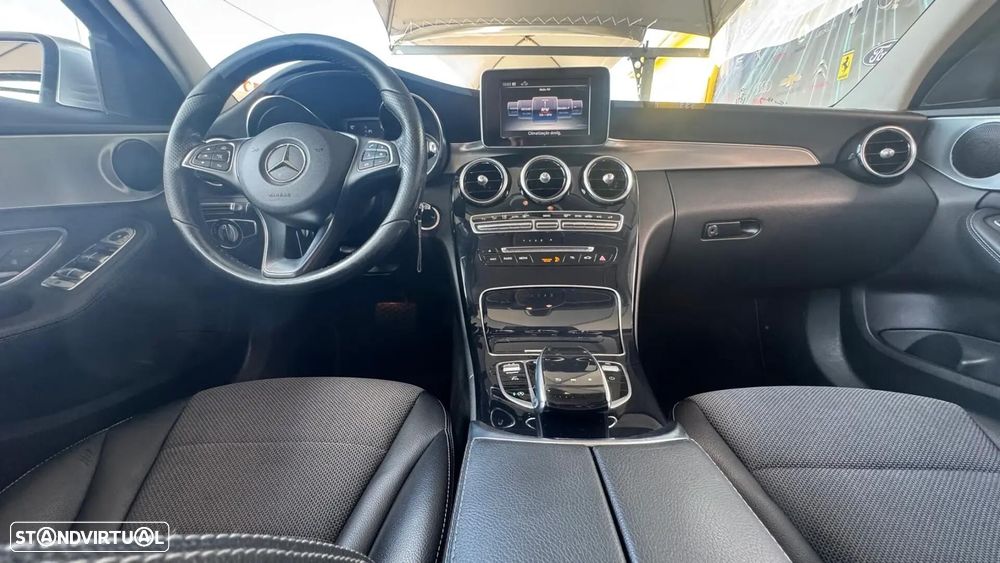 Mercedes-Benz C 200 - 30