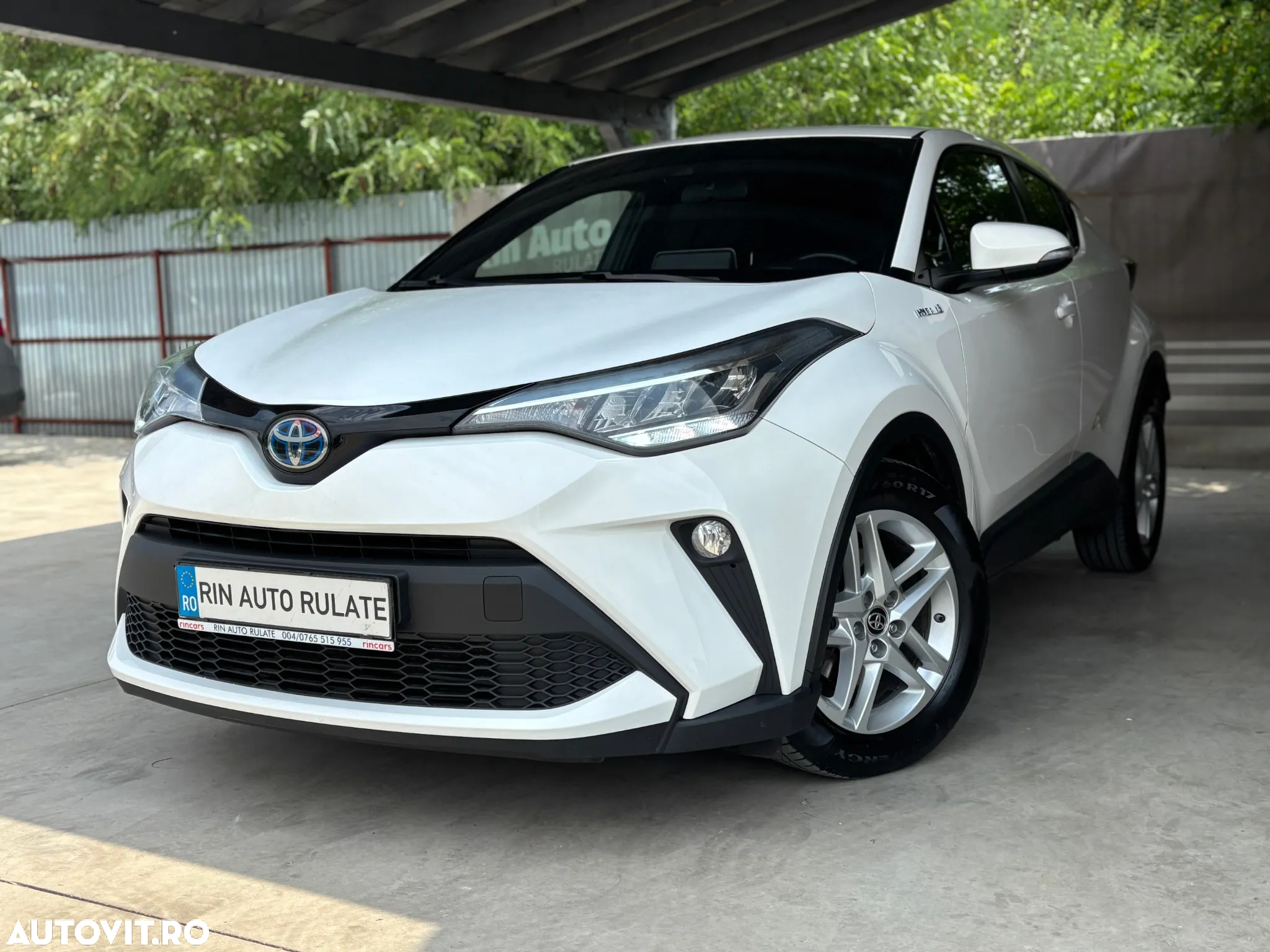 Toyota C-HR - 4