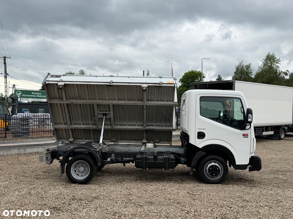 Renault Maxity Wywrotka niski przebieg oryginał igła - 11