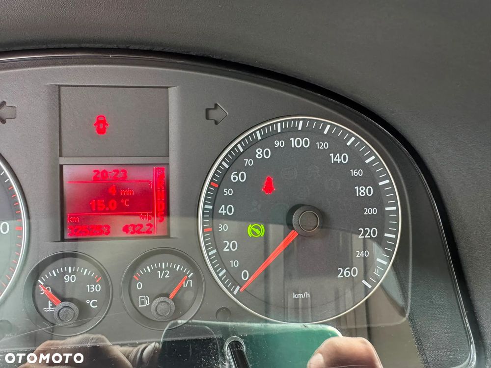 Volkswagen Caddy Maxi Life DSG - 8