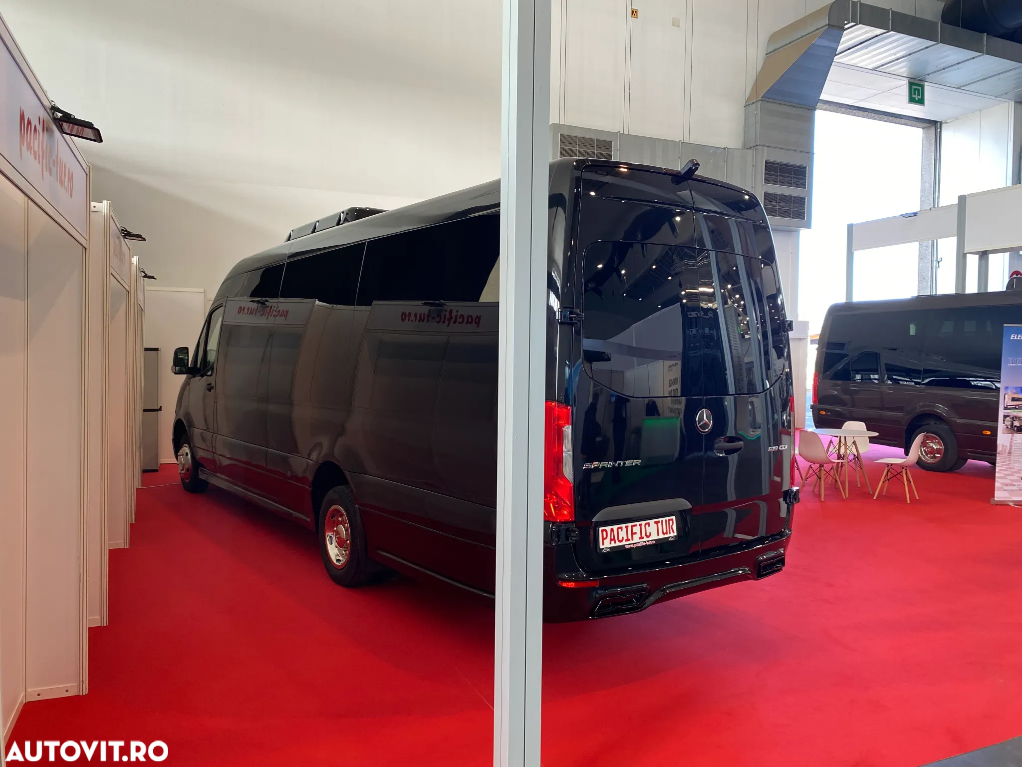 Mercedes-Benz 519 19+1+1 LOCURI vip  *COC* - 2