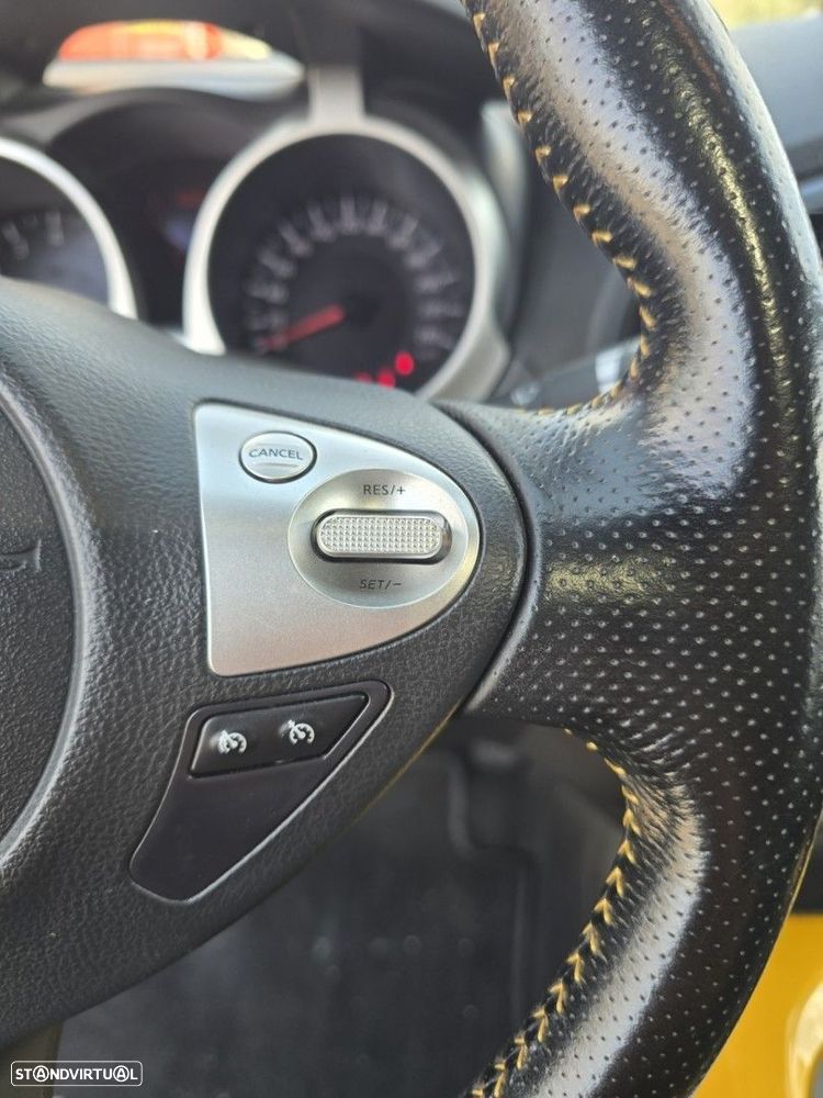 Nissan Juke 1.6 DIG-T Tekna Premium Ext.1 Yellow S. — fotografia 24