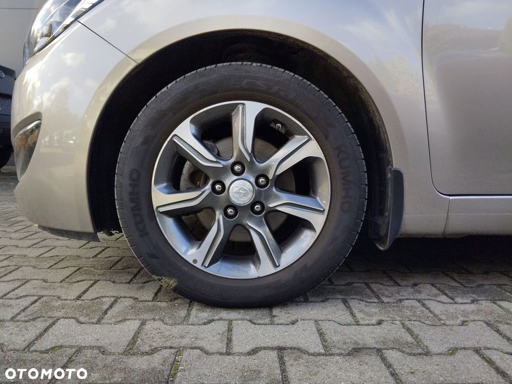 Hyundai ix20 1.6 Premium - 18