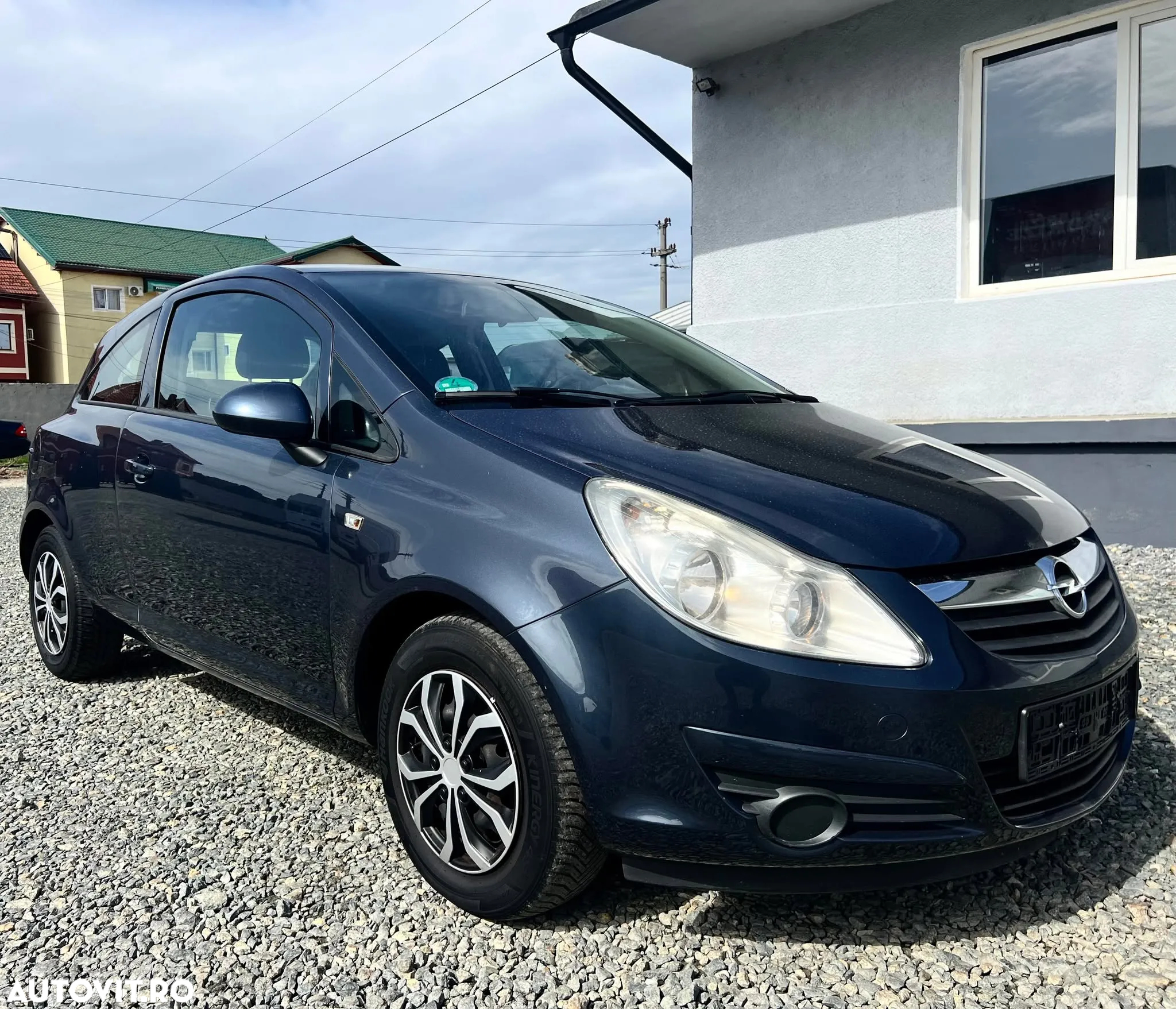 Opel Corsa 1.2 16V Innovation - 2