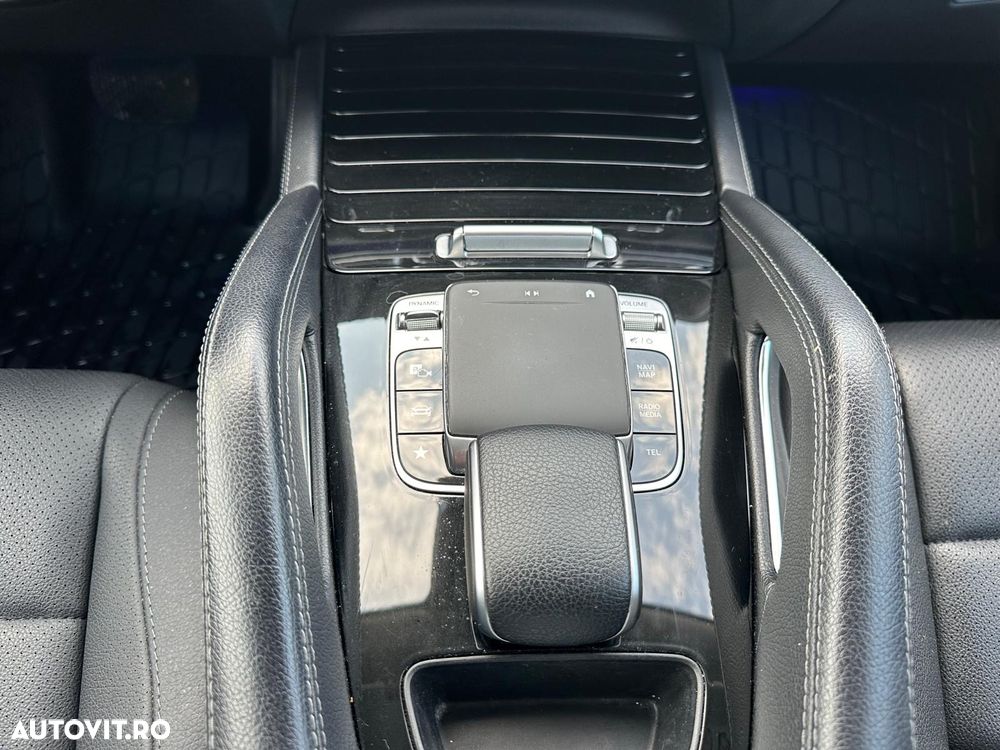 Mercedes-Benz GLE - 12