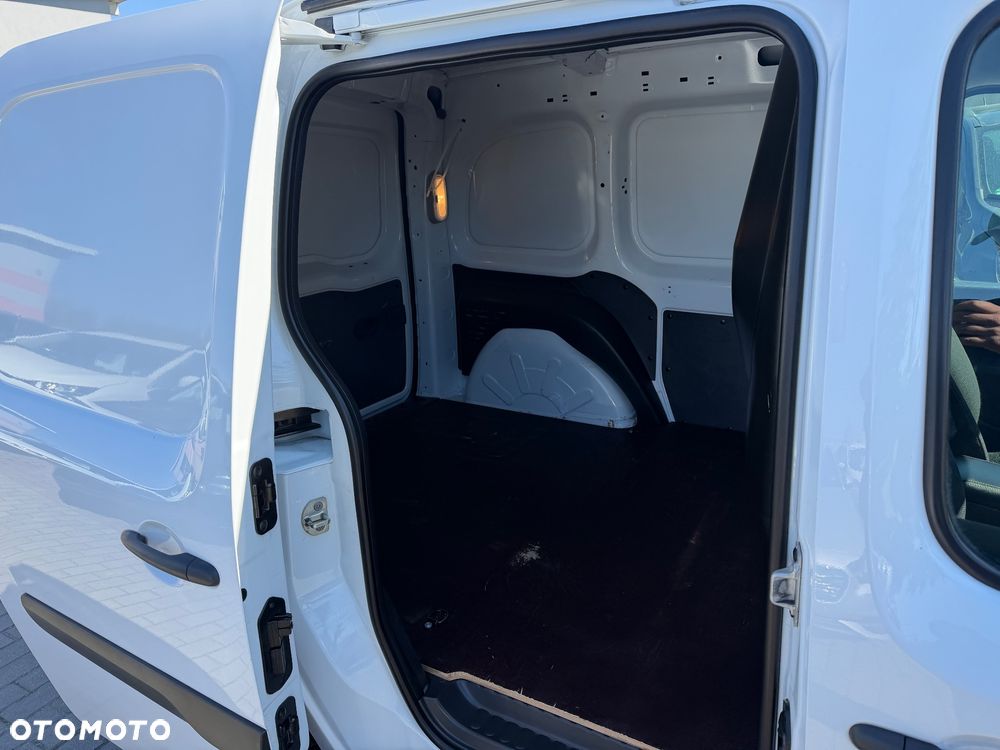 Mercedes-Benz CITAN - 11