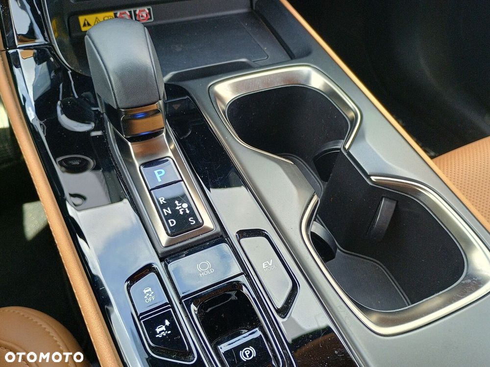 Lexus NX 350h Prestige AWD - 24