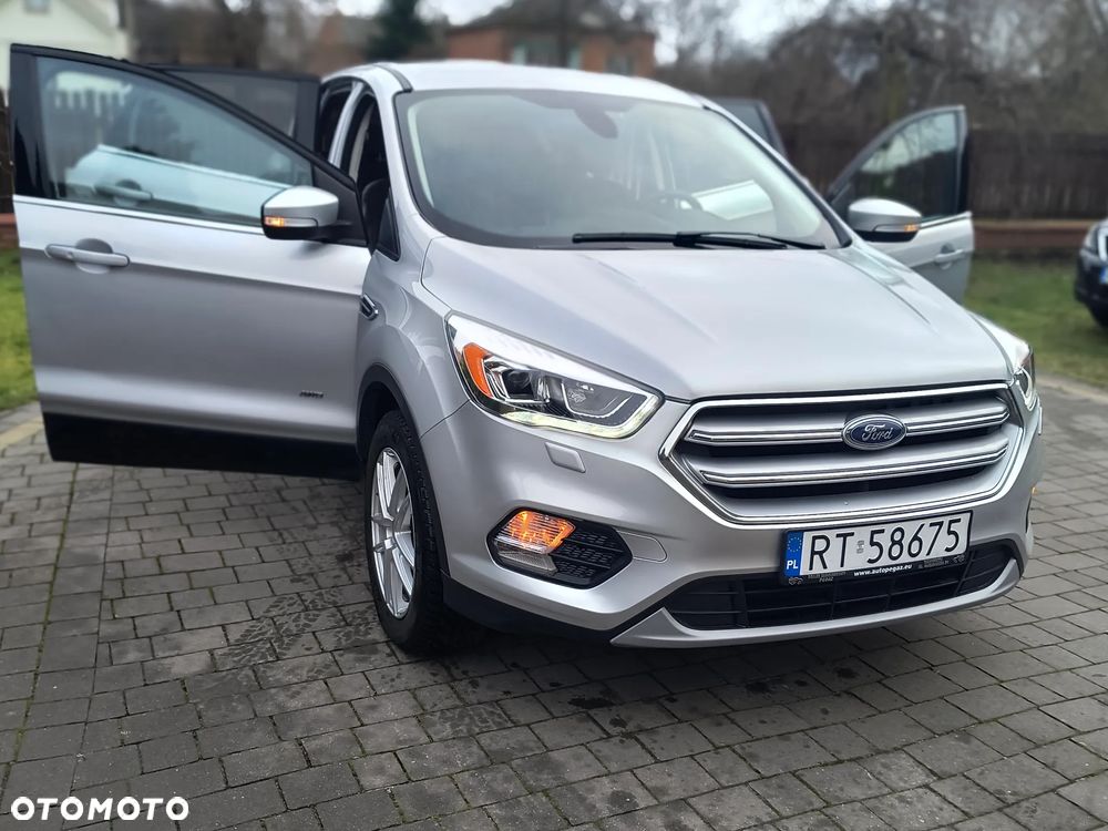 Ford Kuga 2.0 TDCi 4WD Titanium - 1
