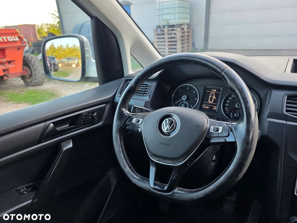 Volkswagen Caddy - 9