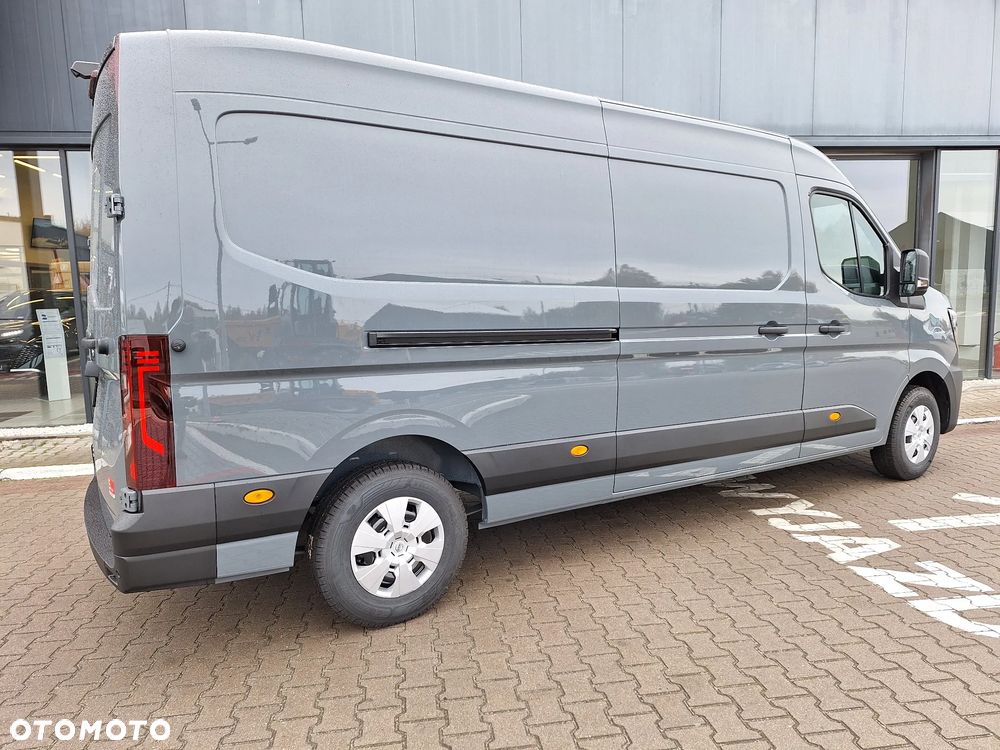 Nissan Interstar - 4