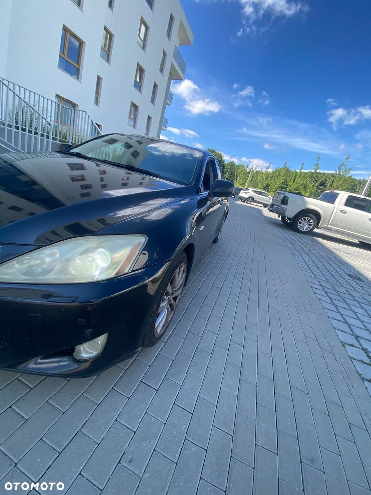 Lexus IS 220 D Elegance - 3