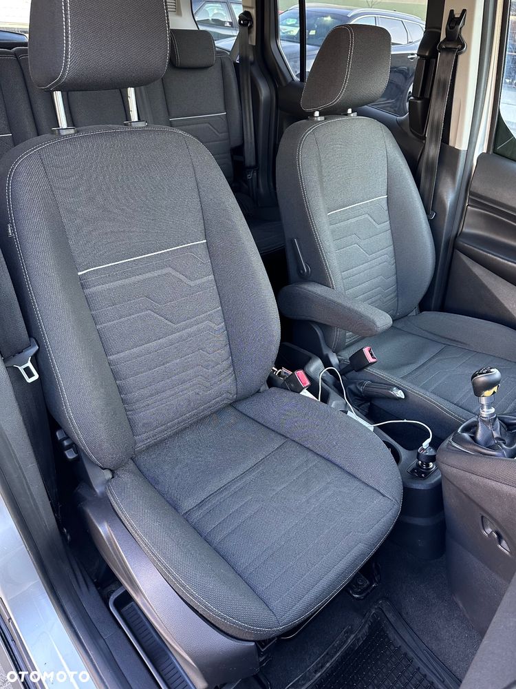 Ford Tourneo Connect 1.5 TDCi Start-Stop Titanium - 31