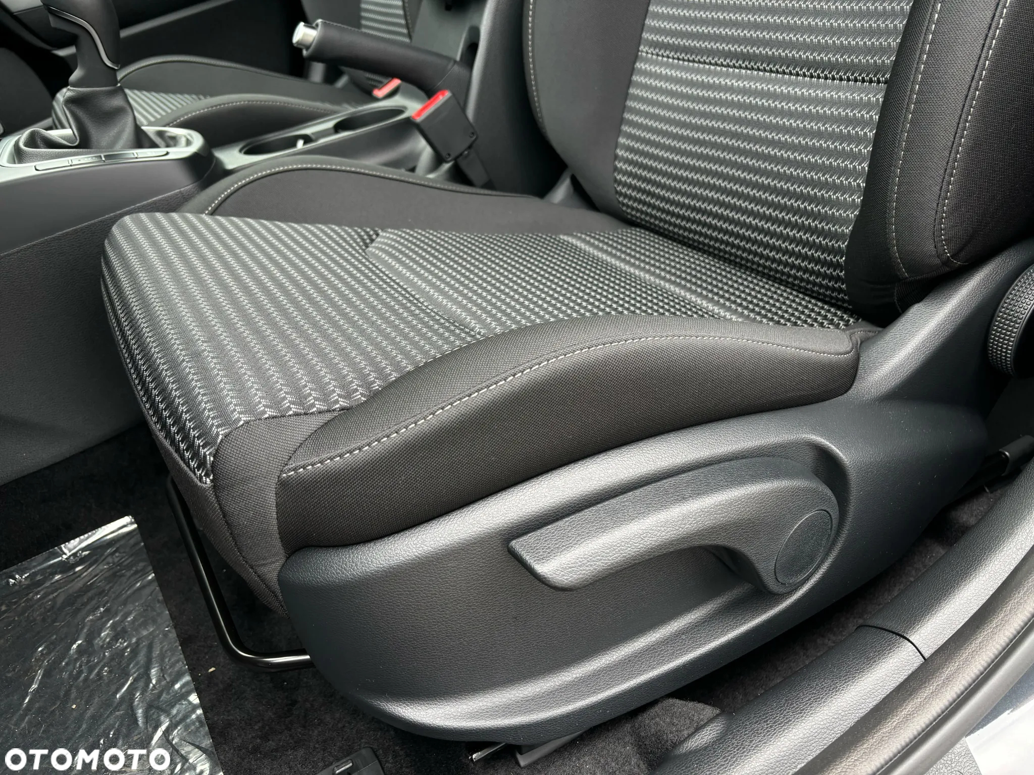 Kia XCeed 1.6 T-GDI M DCT - 13