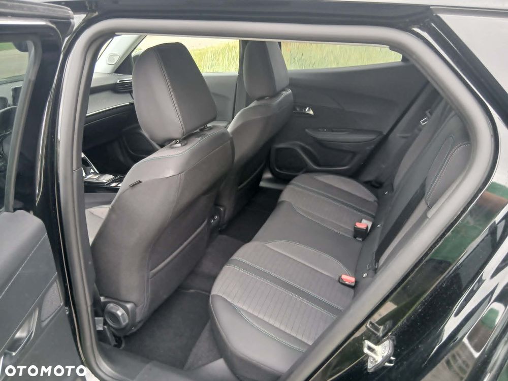 Peugeot 2008 1.5 BlueHDi Allure Pack S&S EAT8 - 21