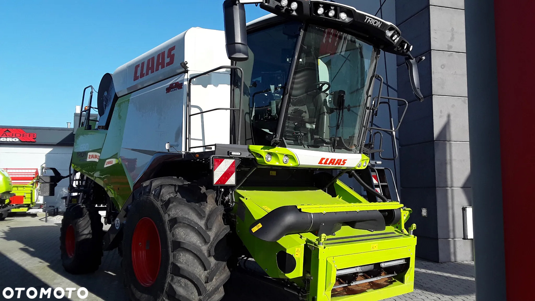 Claas TRION 650 - 2