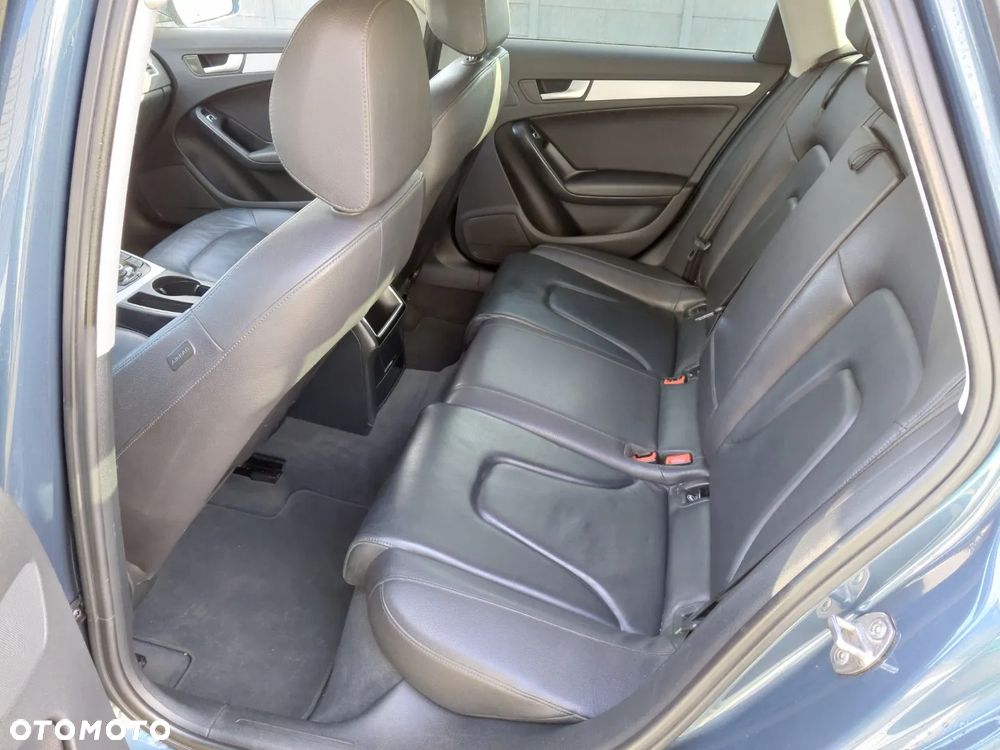 Audi A4 Avant 2.0 TDI ultra design - 11