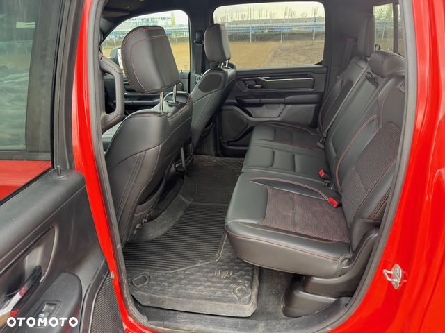 RAM 1500 5.7 Crew Cab Bighorn - 9