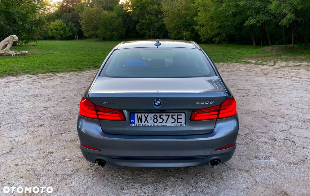 BMW Seria 5 520d xDrive Sport Line sport - 7