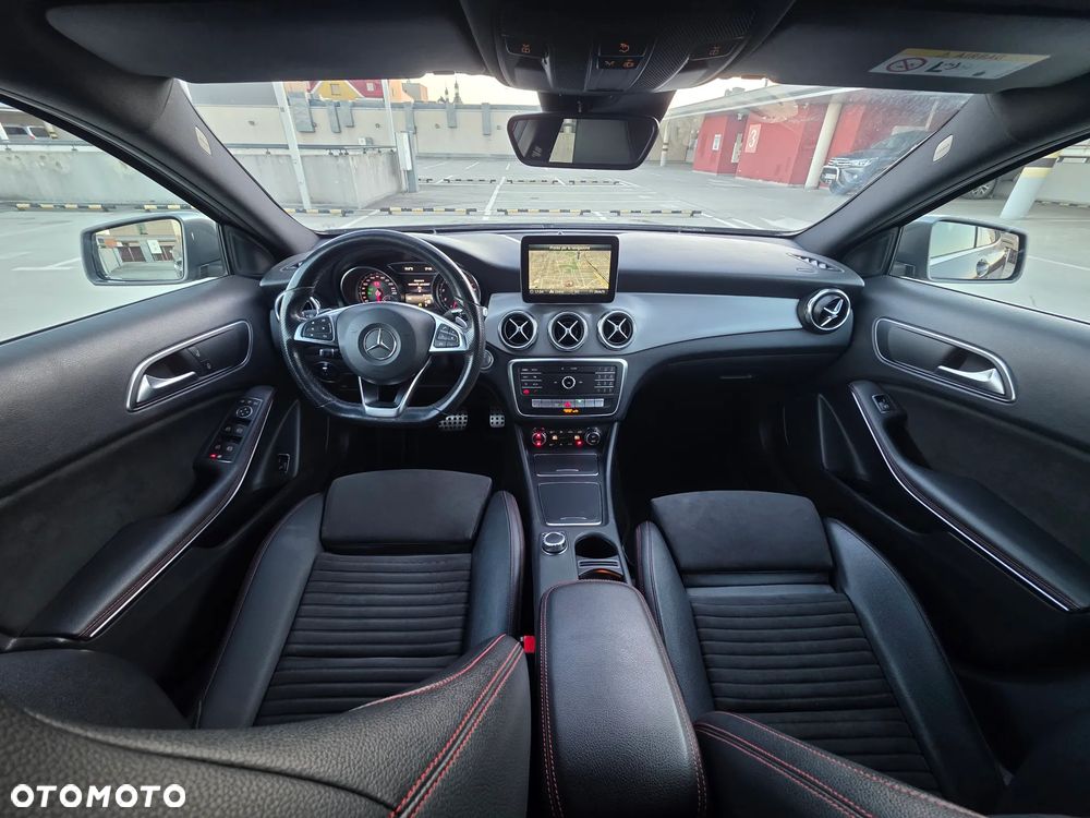 Mercedes-Benz GLA 200 7G-DCT AMG Line - 21