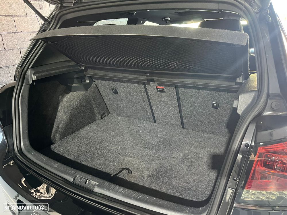 VW Golf 2.0 GTi - 28