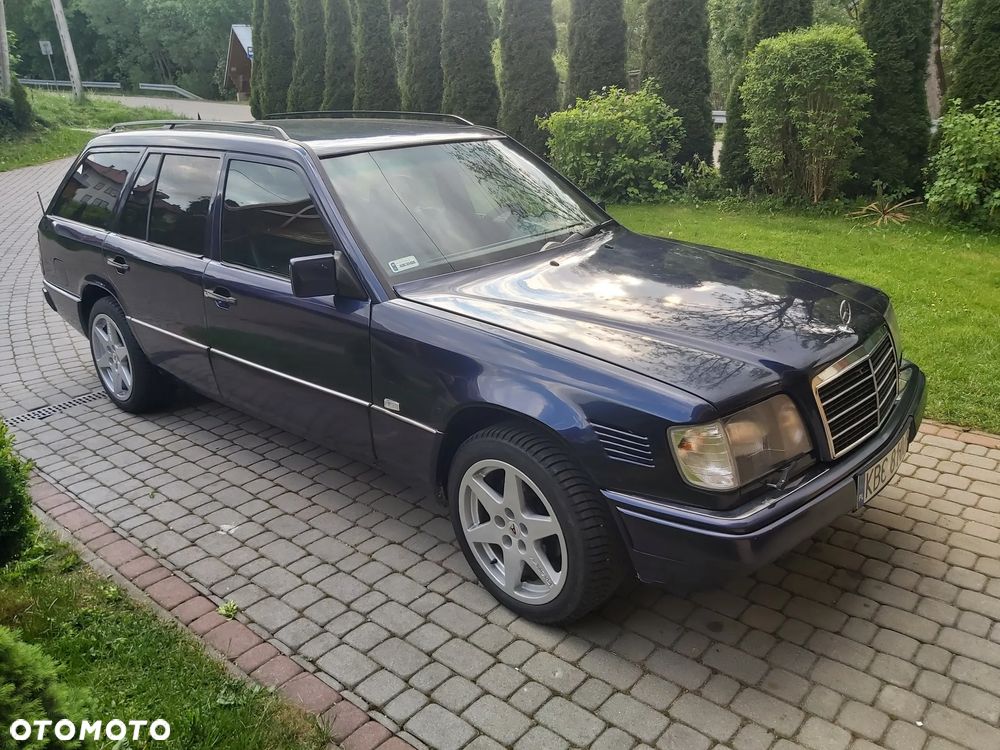 Mercedes-Benz W124 (1984-1993) - 1